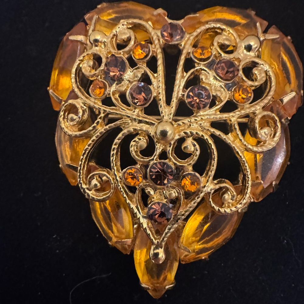 Vintage Juliana D &E  Golden Amber  Heart filigree Brooch